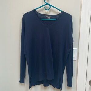Vince lightweight sweater size S